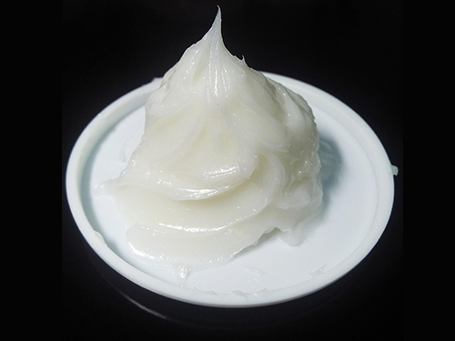 選擇塑膠零件潤滑脂要考慮哪些因素呢？