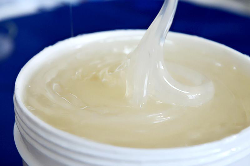 選擇開式齒輪傳動(dòng)潤滑脂需考慮哪些因素？